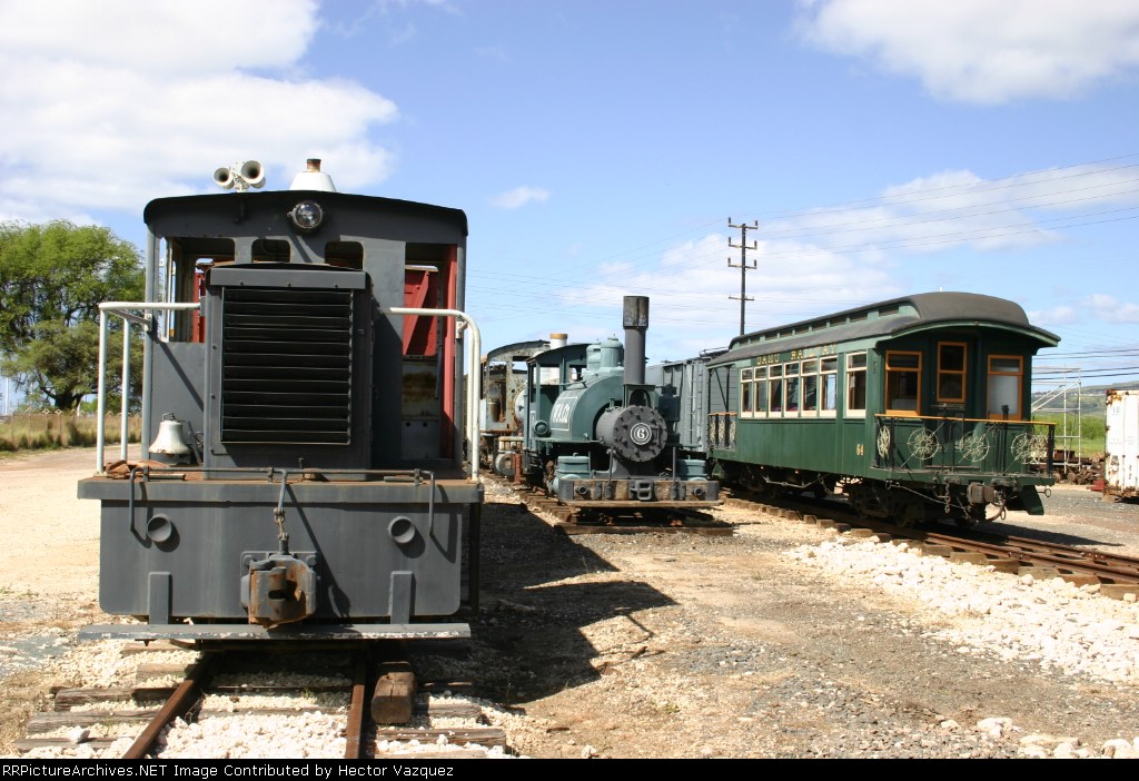 HAWAIIAN RAILWAY  YARD 