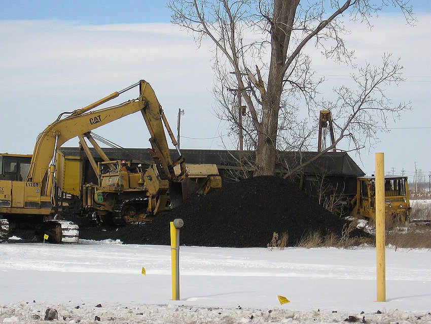 moving the derailed fstx car
