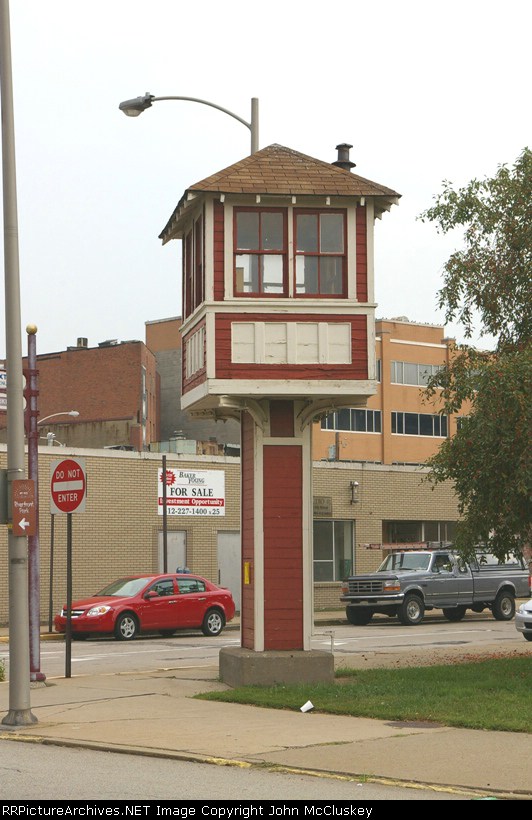 Old B&O crossing gate tower