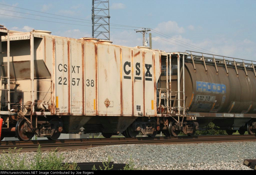CSX 225738