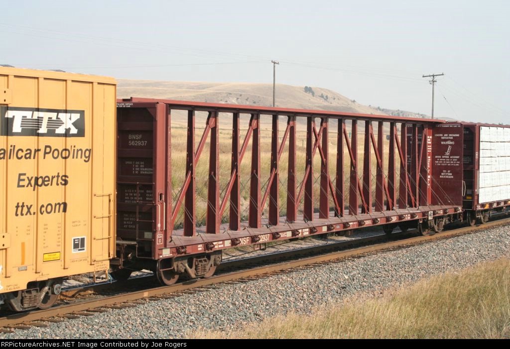 BNSF 562937