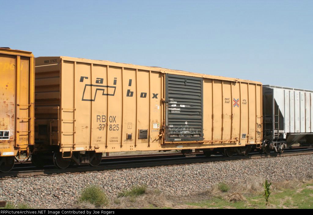 RBOX 37825