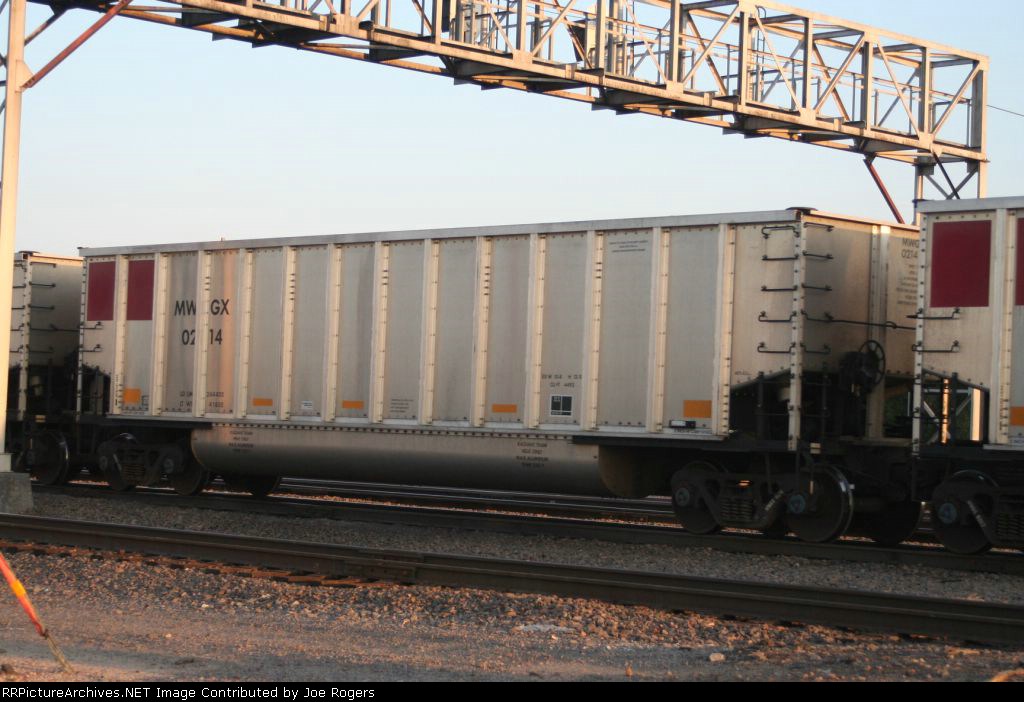 MWGX 214
