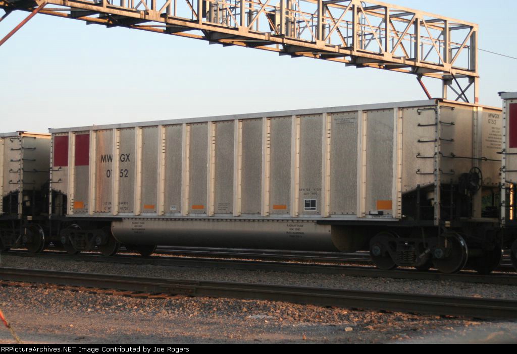 MWGX 152