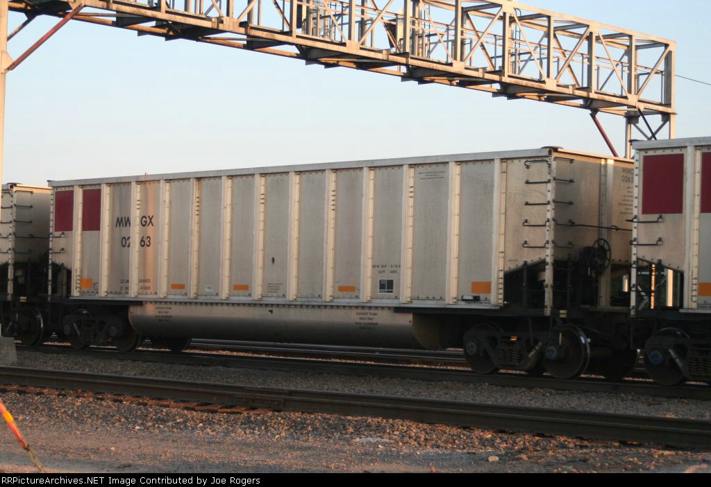 MWGX 263