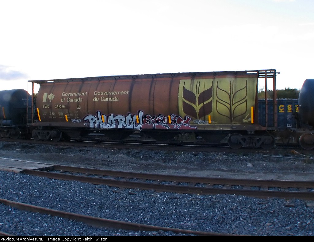 DWC 382779 GOVERNMENT OF CANADA