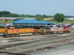 BNSF 4921 & 715