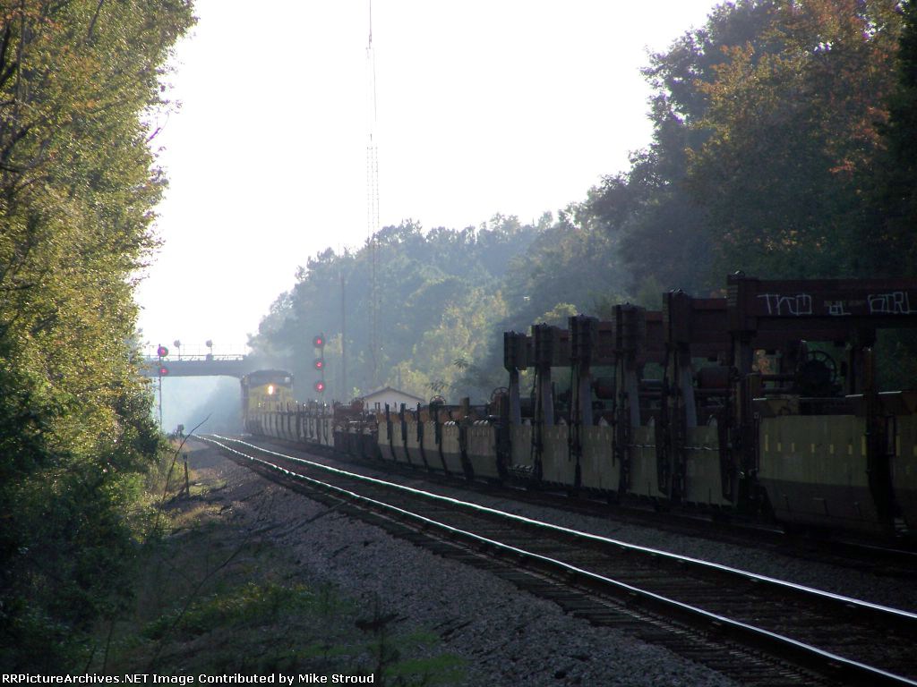 CSX  empties , heading  into the Sun,