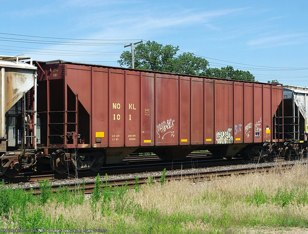 NOKL Covered Hopper 101