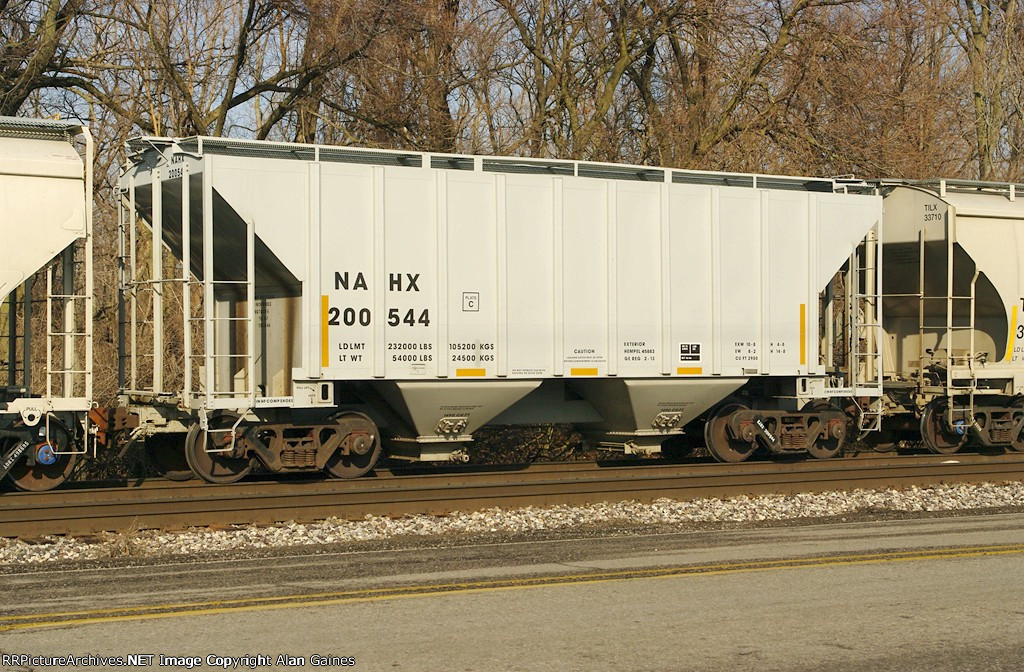 NAHX Covered Hopper 200544