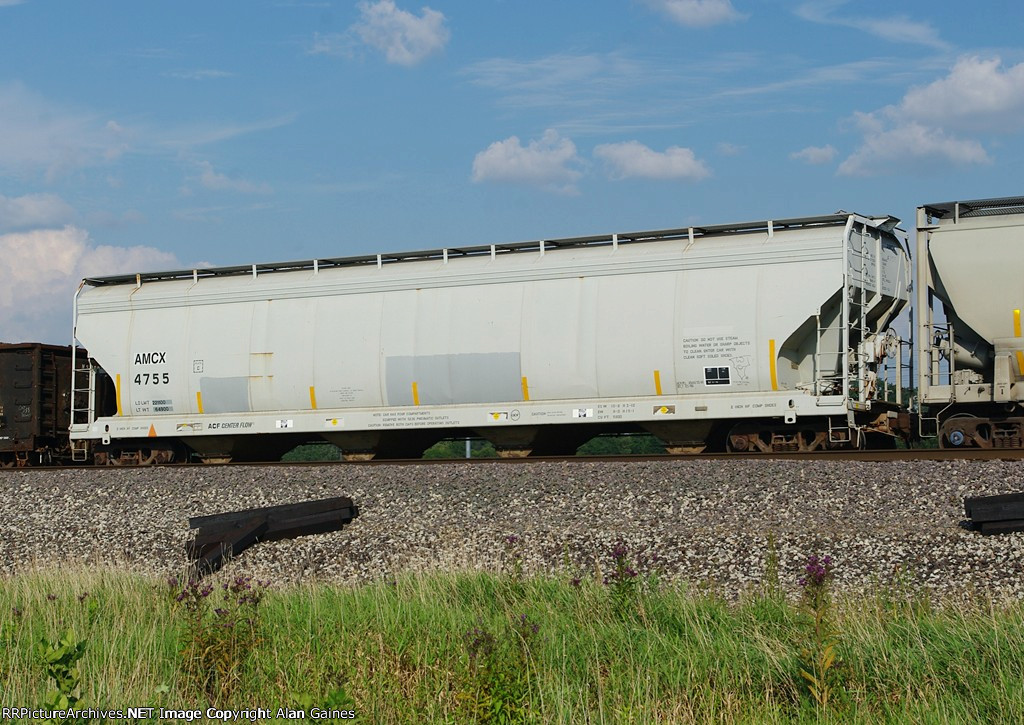 AMCX Covered Hopper 4755