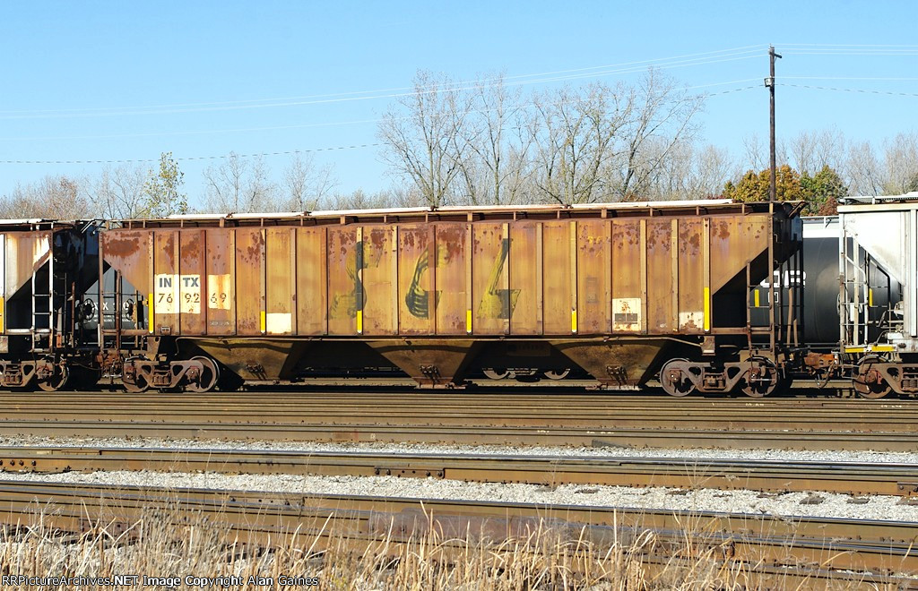 INTX Covered Hopper 769269