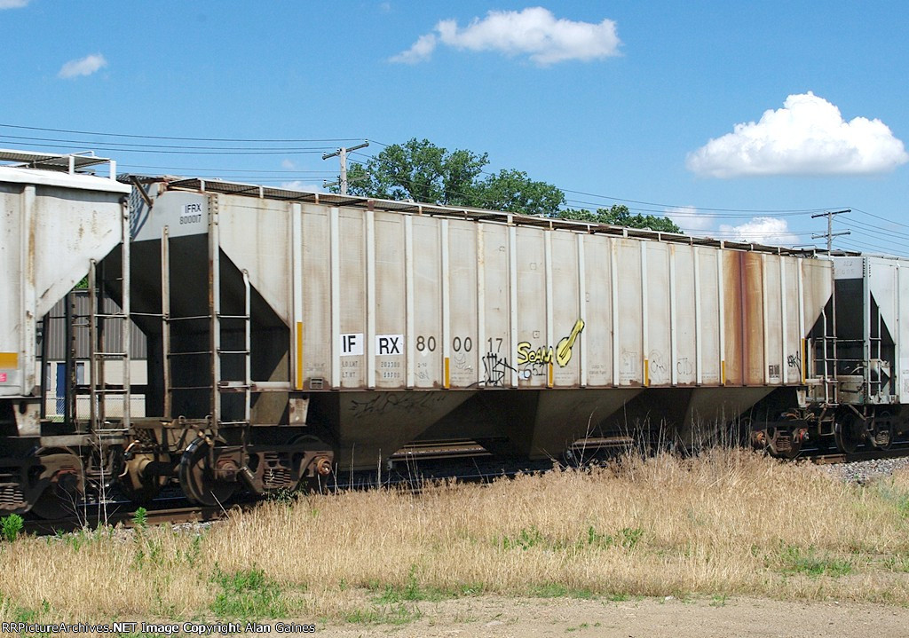 IFRX Covered Hopper 800017