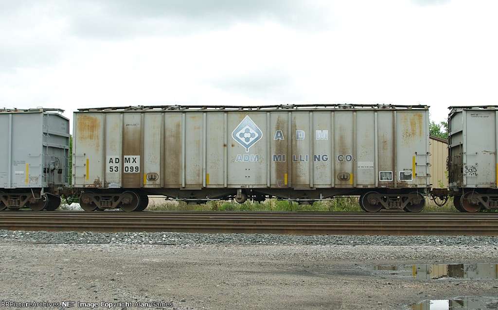 ADMX covered hopper 53099