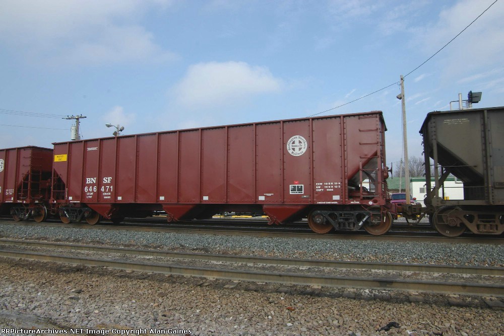 BNSF 3 Bay Hopper 646471