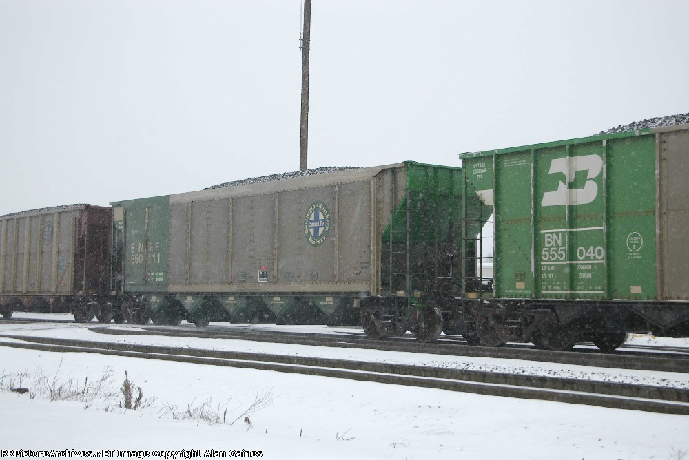 BNSF 5 Bay Hopper 650211