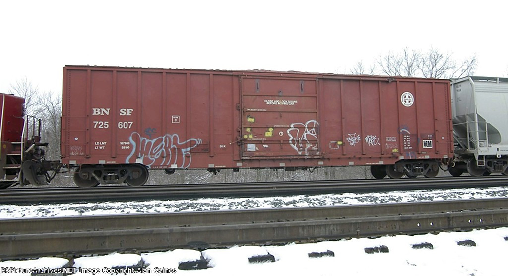 BNSF Box Car 725607