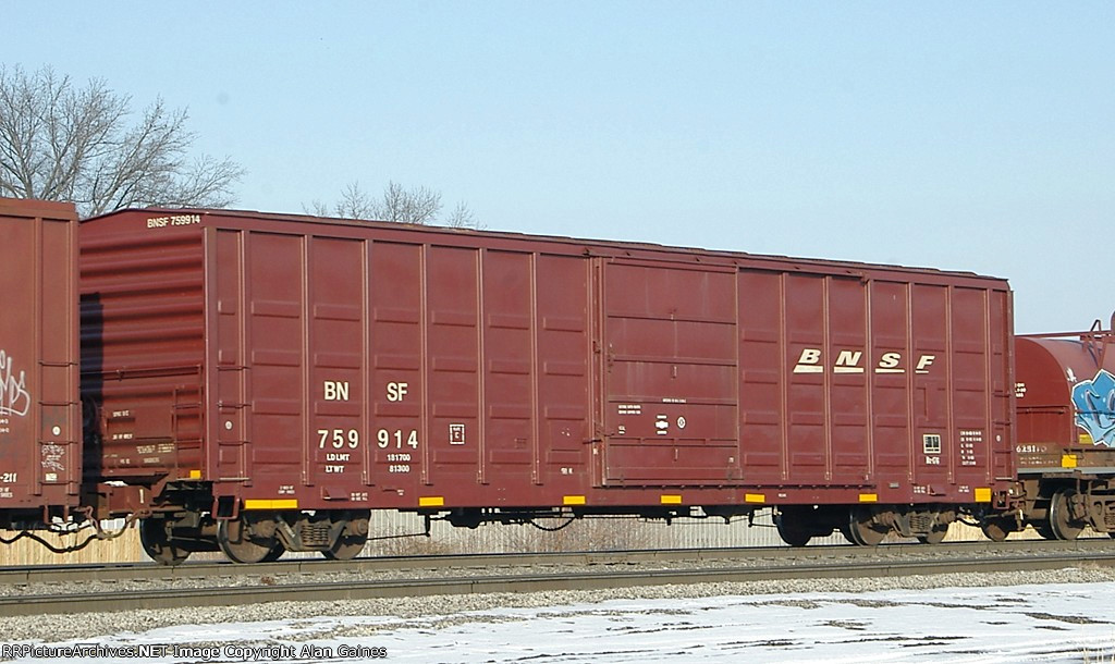BNSF Box Car 799714