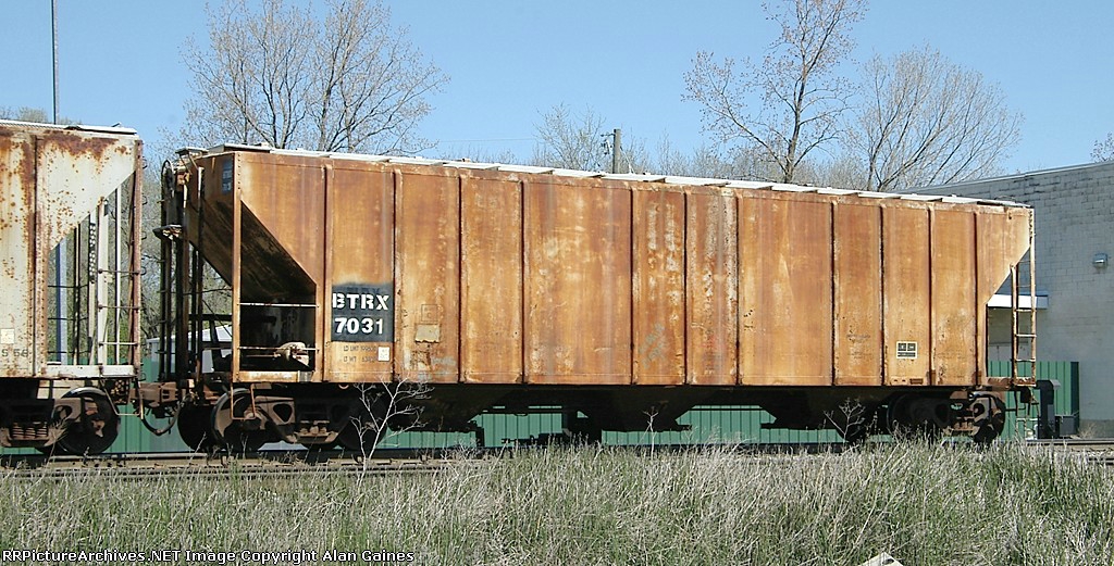 BTRX Covered Hopper 7031