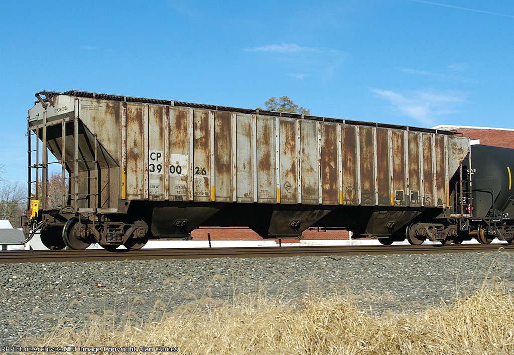 CP Covered Hopper 390026