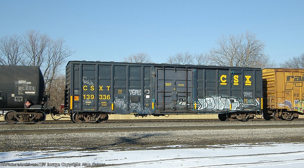 CSX Box Car 139336