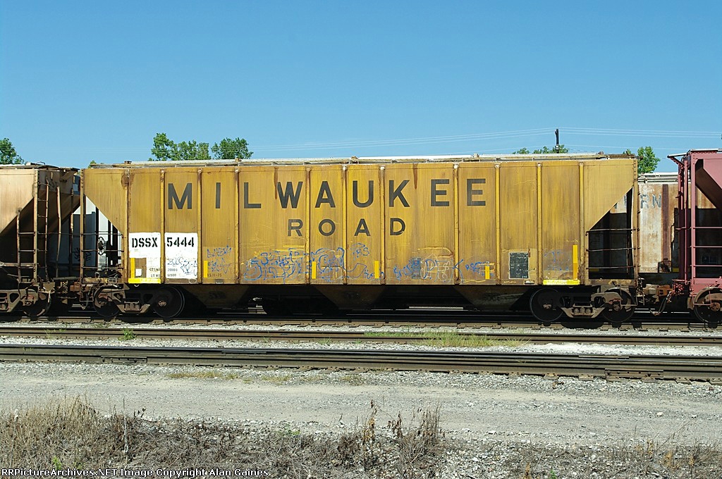 DSSX Covered Hopper 5444