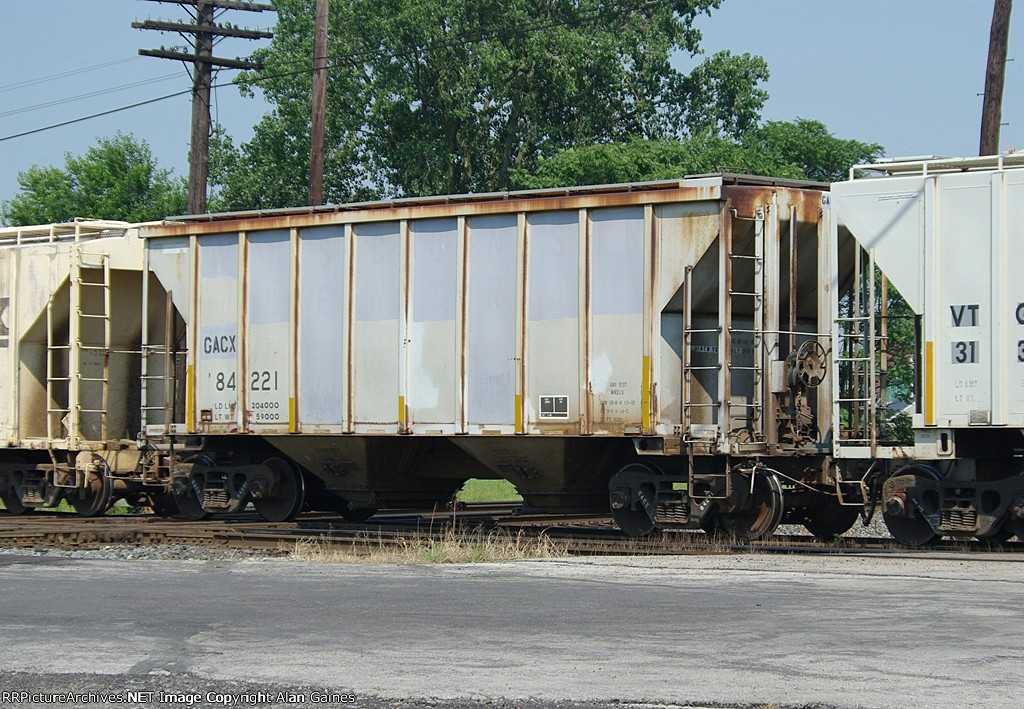 GACX Covered Hopper 84221