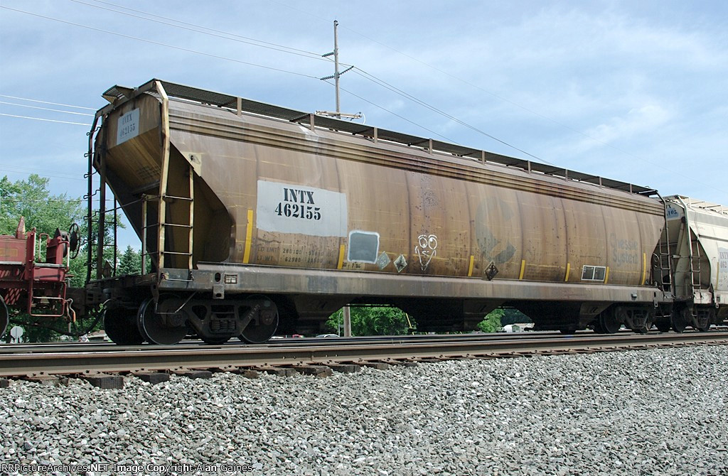 INTX Covered Hopper 462155