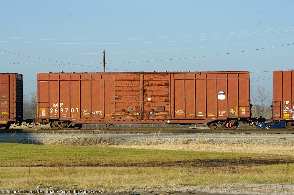 MP Box Car 469707