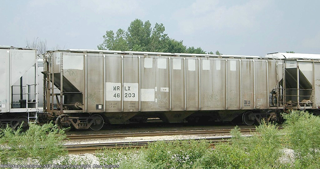 NRLX Covered Hopper 46203