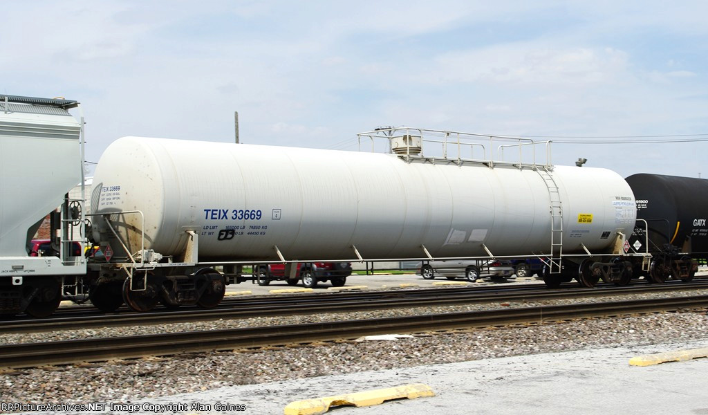 TEIX Tank Car 33669