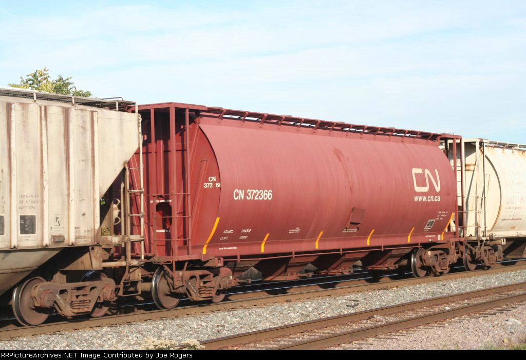 CN 372366