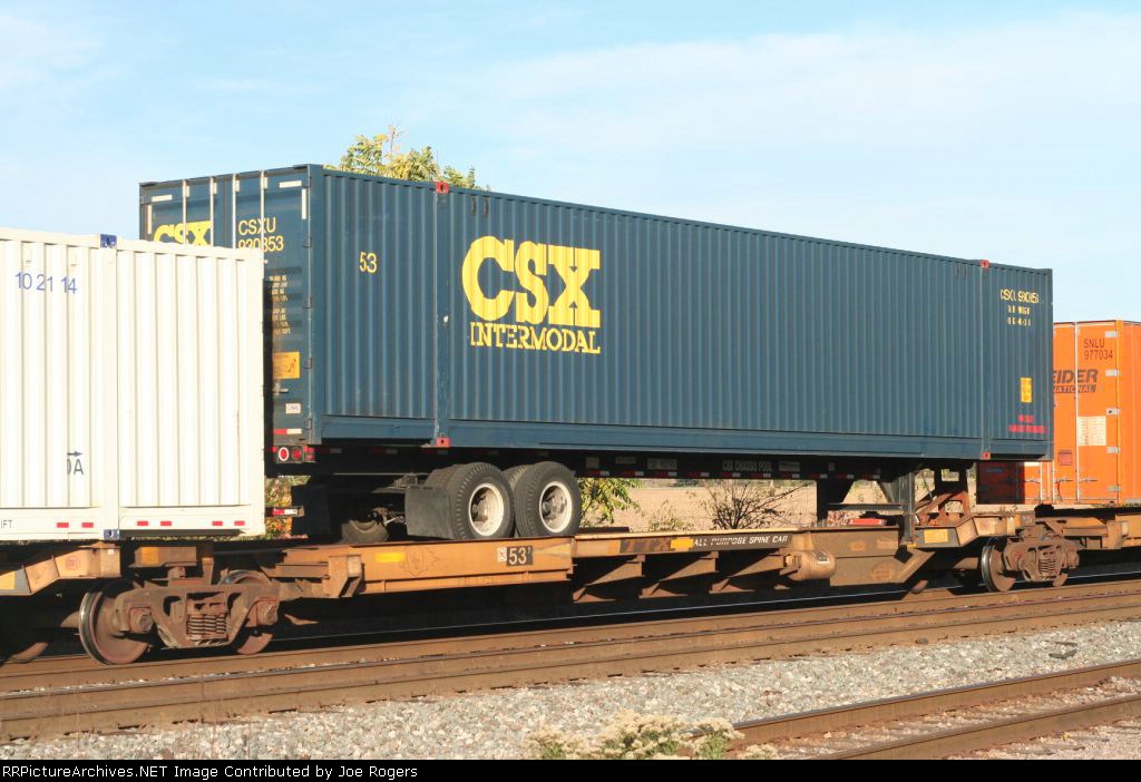 CSXU 930853