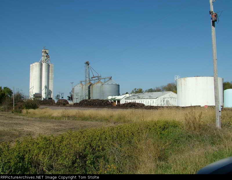 Willis grain elevator