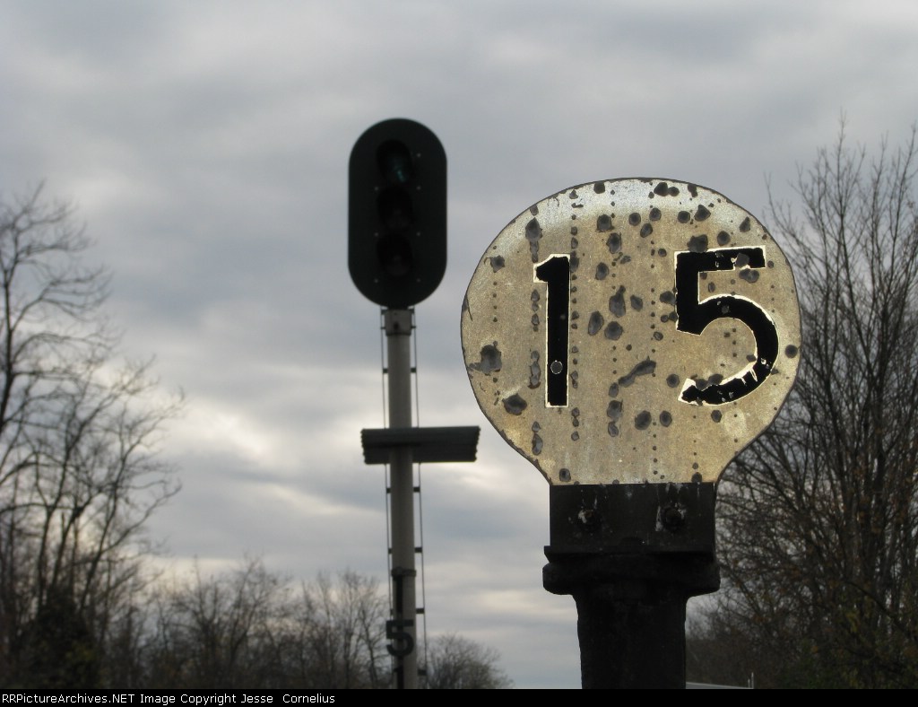 MP 15 and Southbound's Signal on the CNO&TP