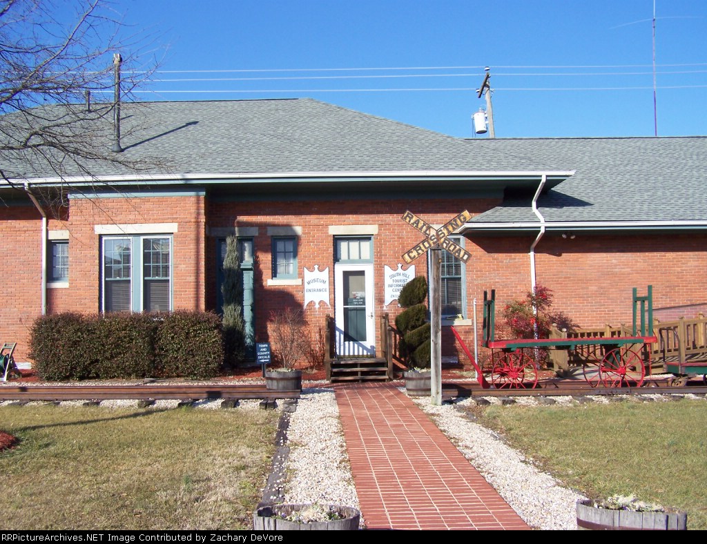 Nice RR Crossing Sign (replica?  original) in front of N&W Station
