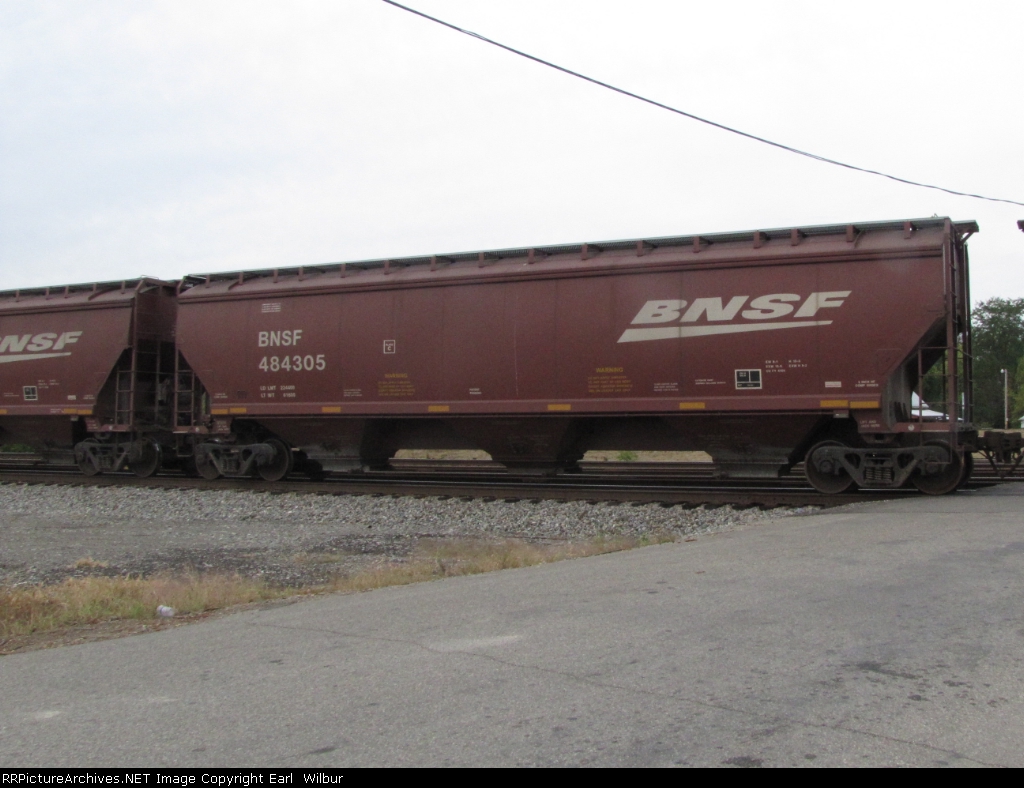 BNSF #484305