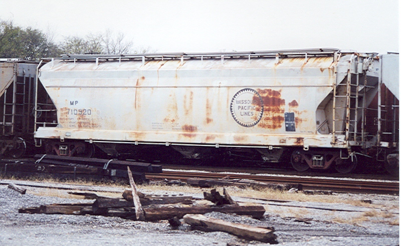 MP ACF 3-bay covered hopper (ex-TP)