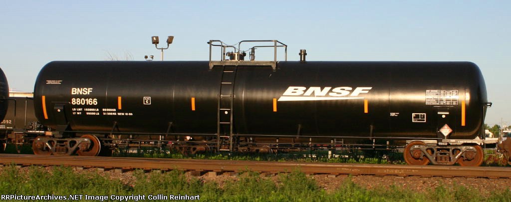 BNSF 880166