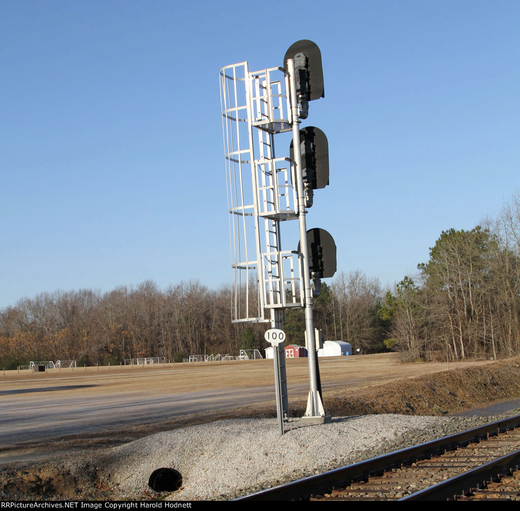 Signal on NS "H" line mp100