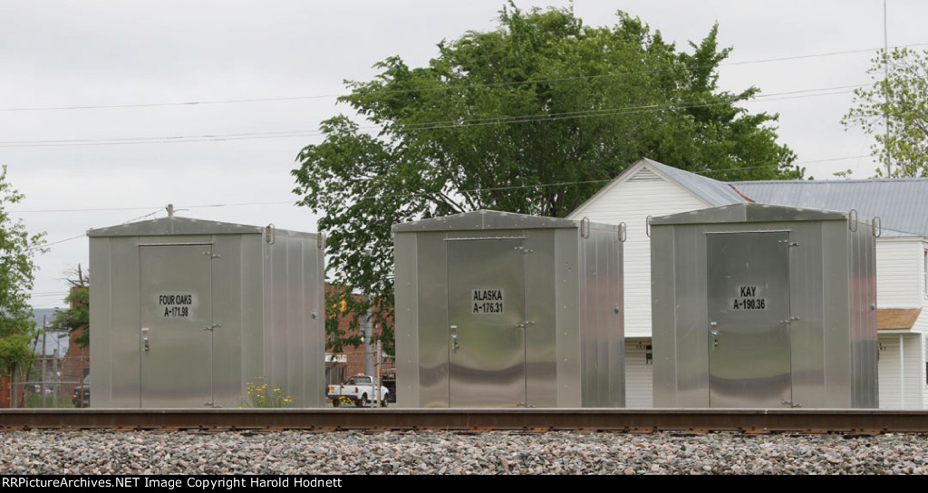 New signal boxes for CSX "A" line installation