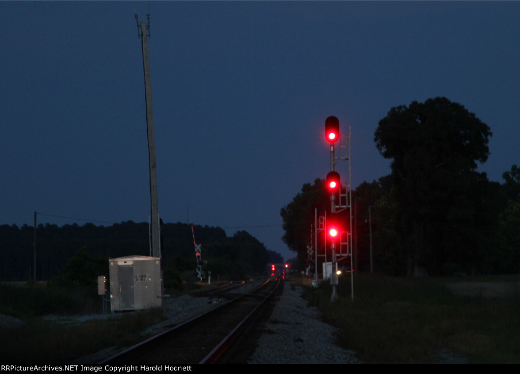 The signals at the south end of Elmore