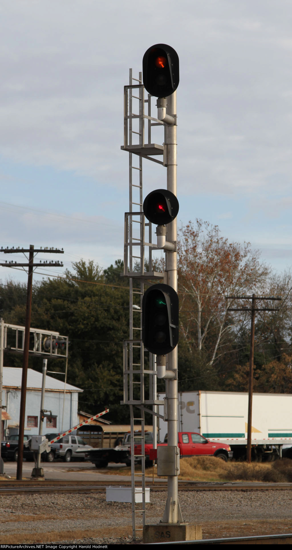 Track 3, Hamlet Avenue
