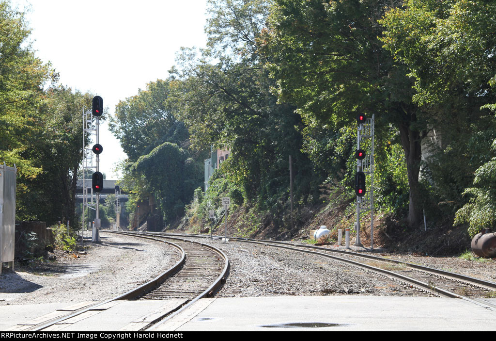 The new signals at Southern Junction