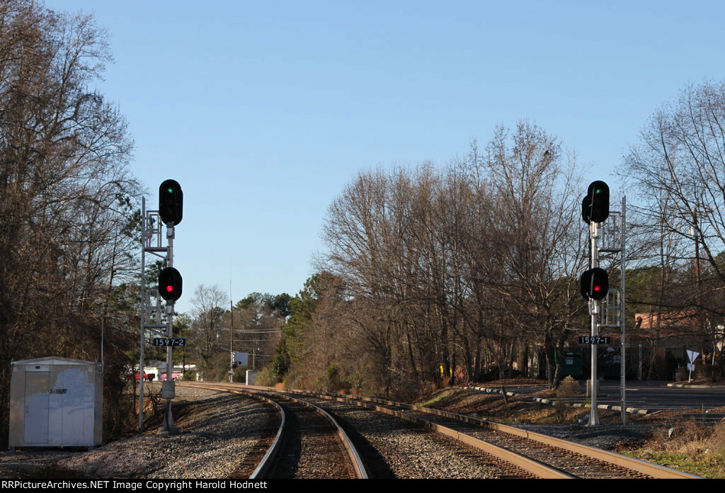 Signals on the shared (CSX-NS) line