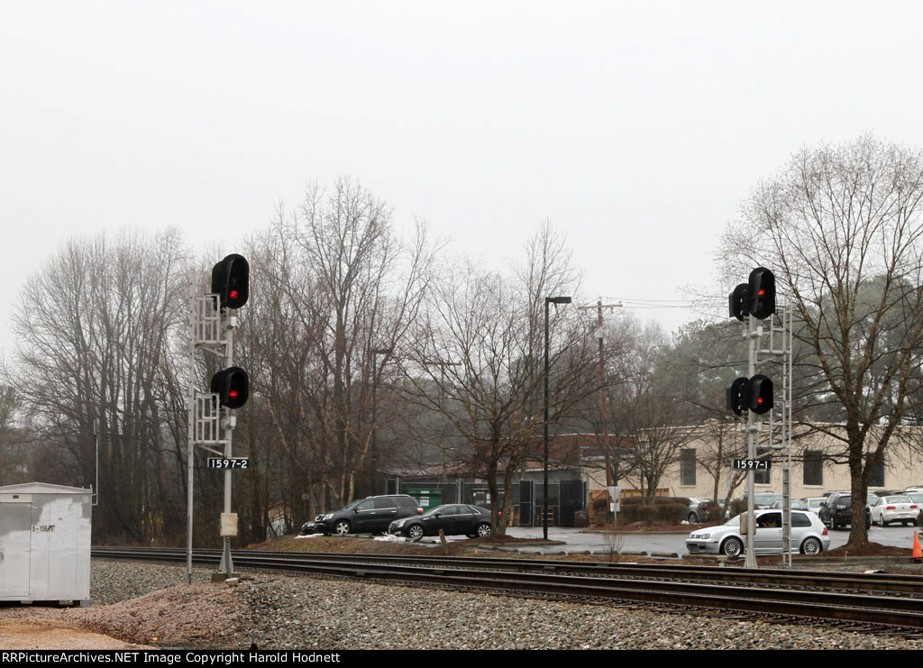 Signals at the CSX S 159.7 mp on the shared track with NS