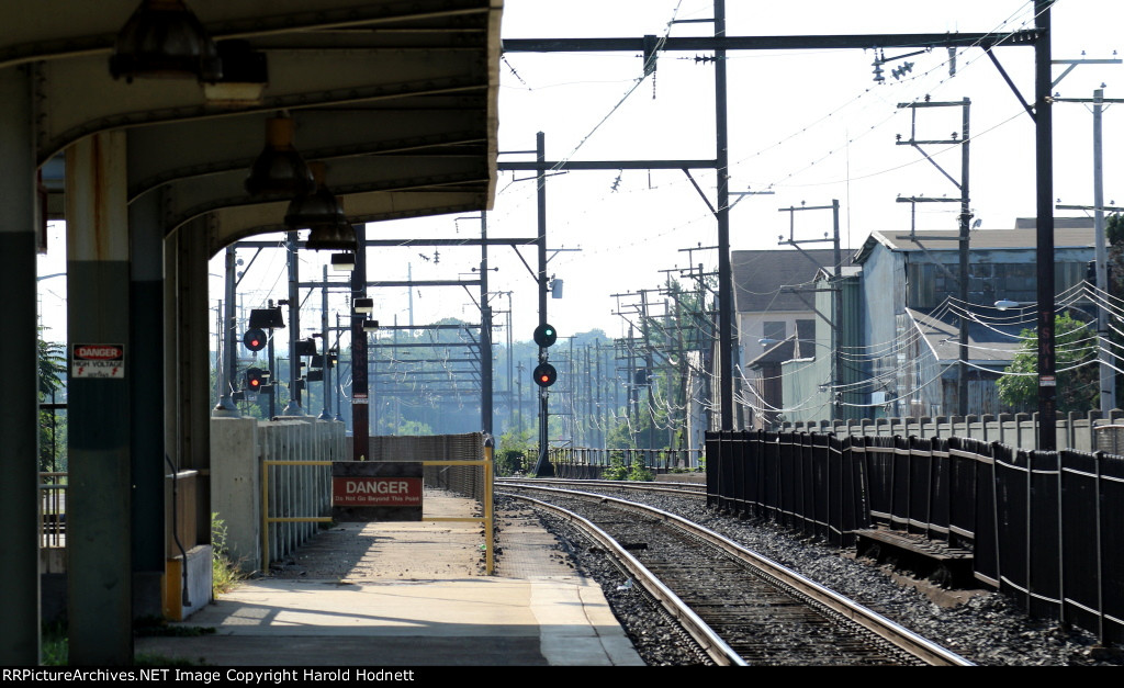 Signals near the station