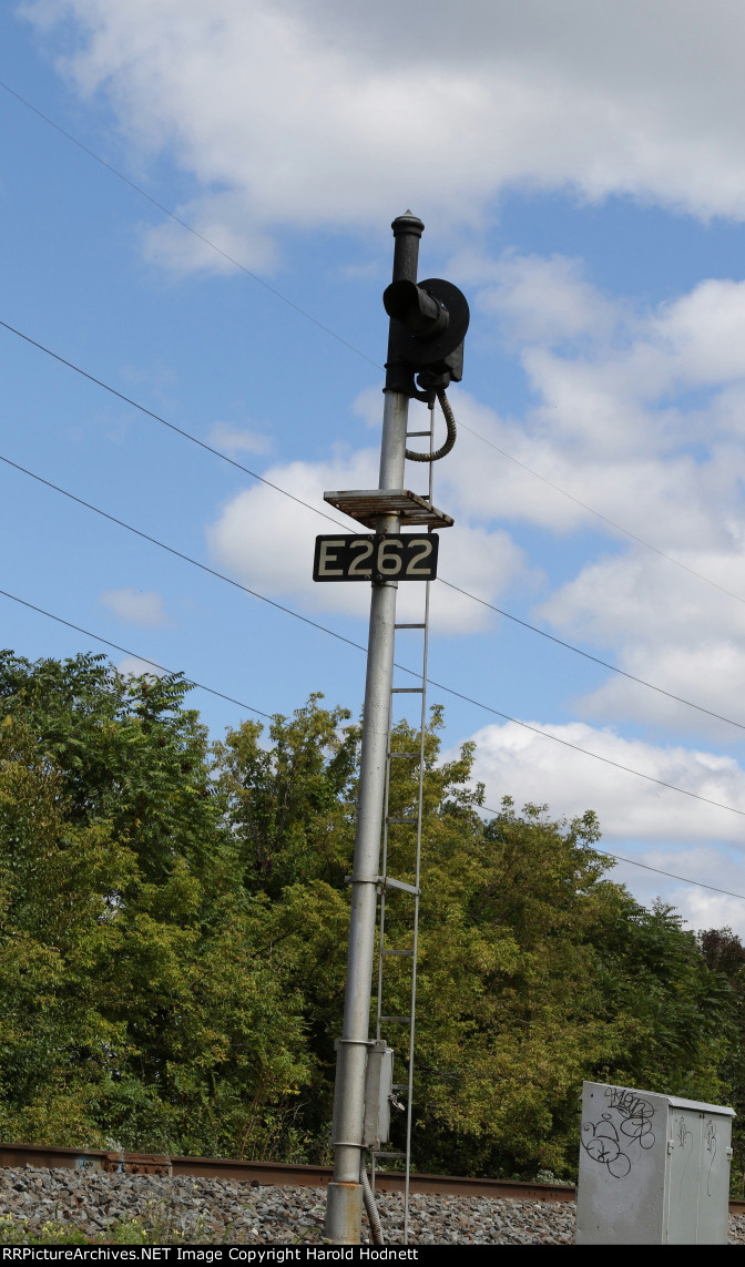 SIgnal on NS track mp 26.2