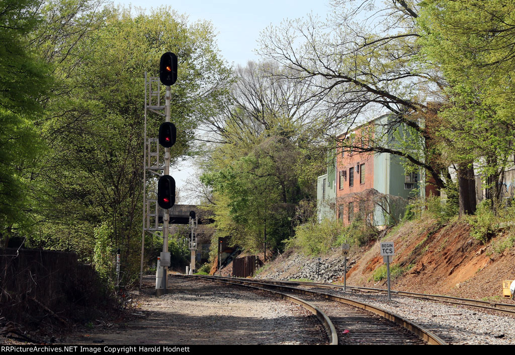 The CSX signal at Southern Junction for train F741