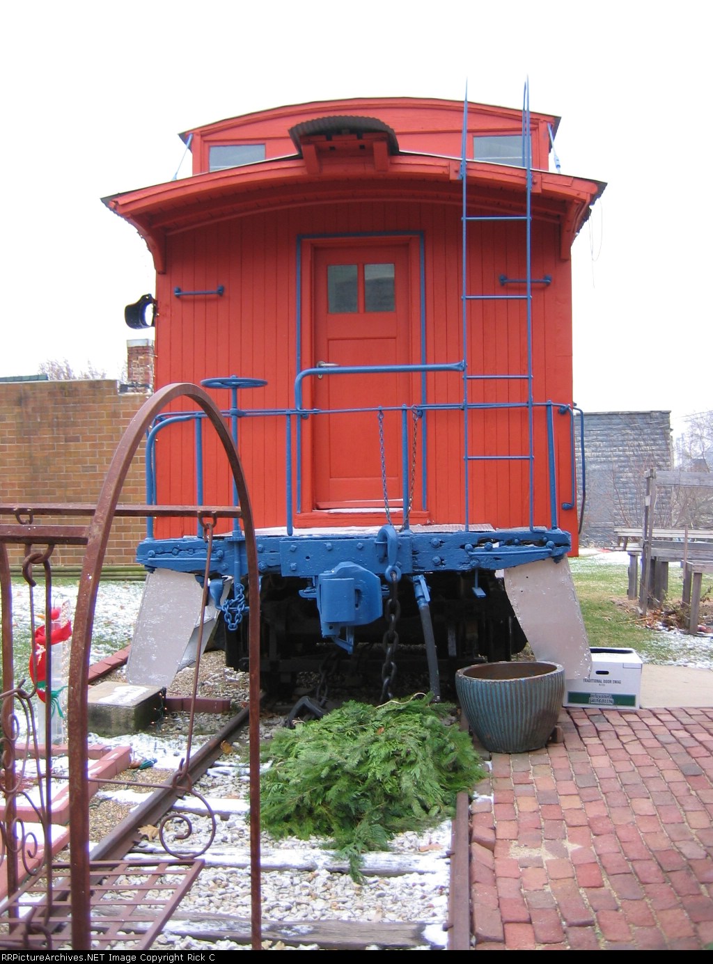 Caboose End